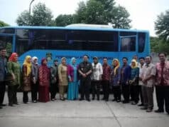 Wali Kota Tangerang Berang Lihat Sekolah Kotor Dan Minim Penghijauan Wali Kota Tangerang Berang Lihat Sekolah Kotor Dan Minim Penghijauan