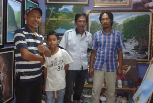 The Lima Studio, Pusat Lukisan Eksotis di Pasar Buah Rangkasbitung The Lima Studio, Pusat Lukisan Eksotis di Pasar Buah Rangkasbitung
