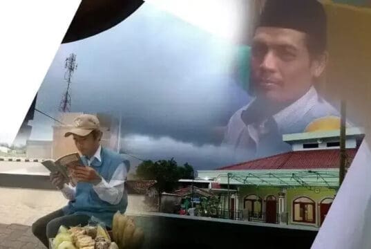 Tukang Asongan di Masjid Al-Hikmah