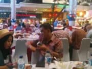 Pesta Wine Warnai Pengunjung di Summarecon Mall Serpong