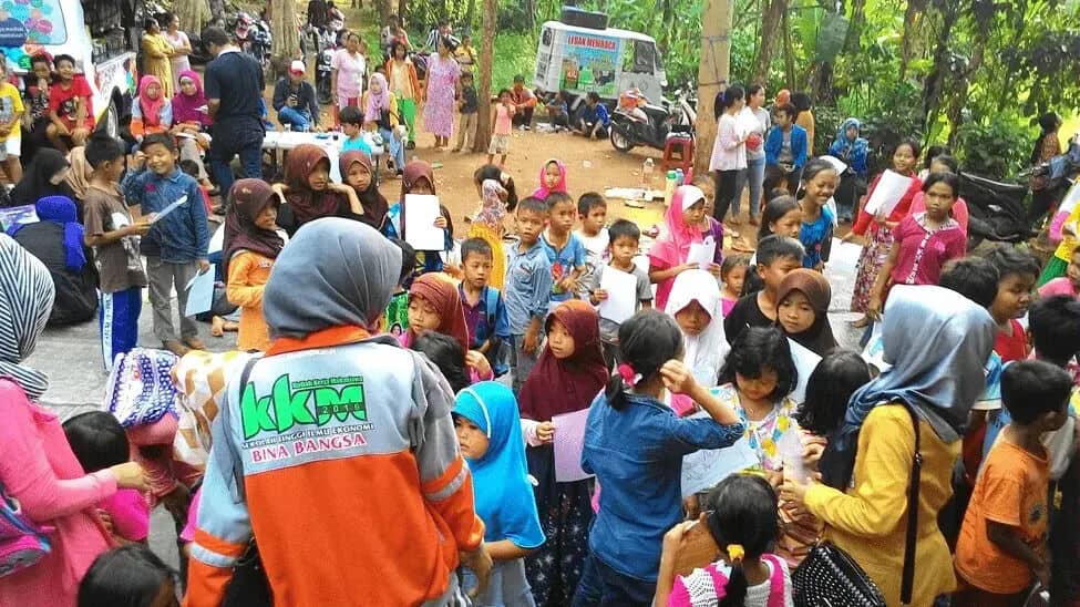 Mahasiswa STIE Bina Bangsa Serang dan STIA Wasilatul Falah Rangkasbitung Luncurkan Tiga TBM