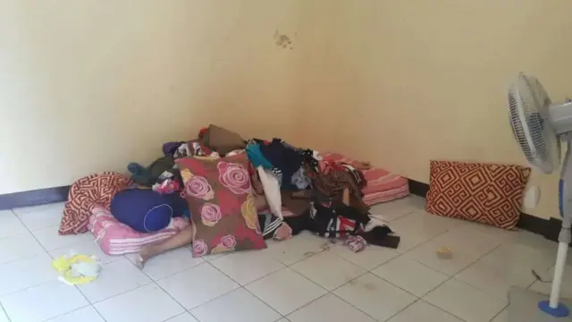 Kemaluan Karyawati Ditusuk Dengan Gagang Pacul Hingga Tewas Kemaluan Karyawati Ditusuk Dengan Gagang Pacul Hingga Tewas