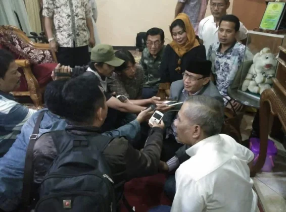 Warga Pondok Aren Dukung Wahidin Halim Jadi Gubernur Banten