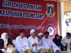 Tradisi Seren Taun Masyarakat Adat Kasepuhan Cisungsang Tradisi Seren Taun Masyarakat Adat Kasepuhan Cisungsang