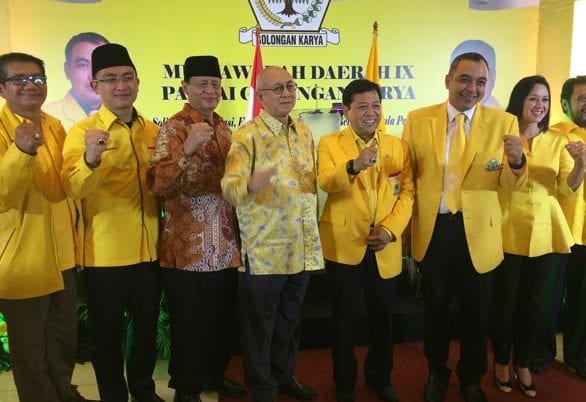 Setya Novanto Kuatkan Barisan Raih Kemenangan WH-Andika