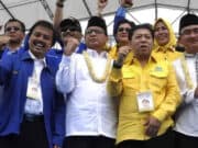 Ribuan Massa Padati Deklarasi Pasangan WH-Andika Sebagai Calon Gubernur dan Wagub Banten