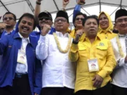 Ribuan Massa Padati Deklarasi Pasangan WH-Andika Sebagai Calon Gubernur dan Wagub Banten