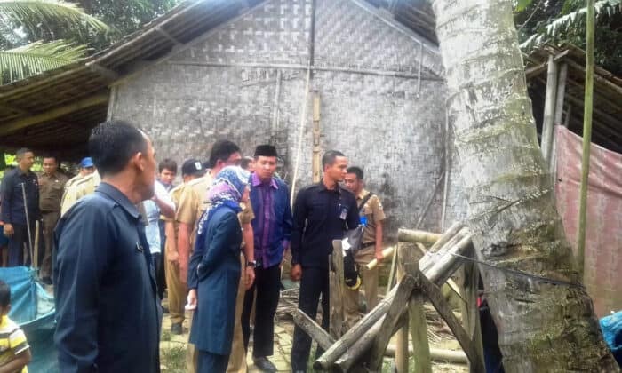 Mendapati Warganya yang Sakit, Bupati Lebak Langsung Menelepon Kepala Dinas Kesehatan