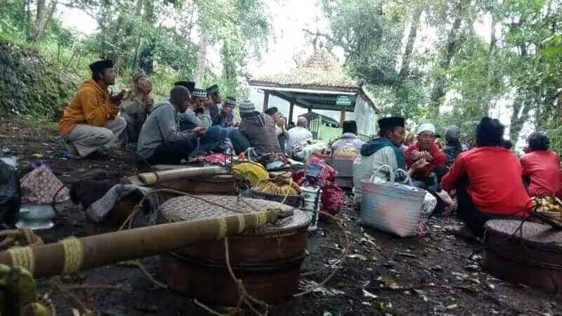 Adat tradisi Rejepan Wonosari Kabupaten Temanggung