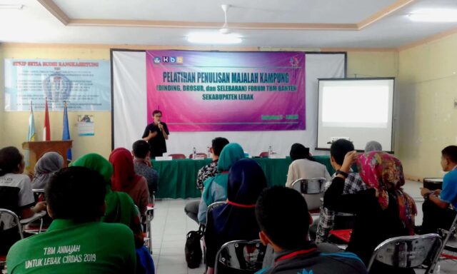 Tangkal Berita Hoax, Kantor Bahasa Banten Gelar Pelatihan Menulis Majalah Kampung