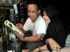 Diskusi Malam Pelatihan Jurnalistik di Kampung Literasi