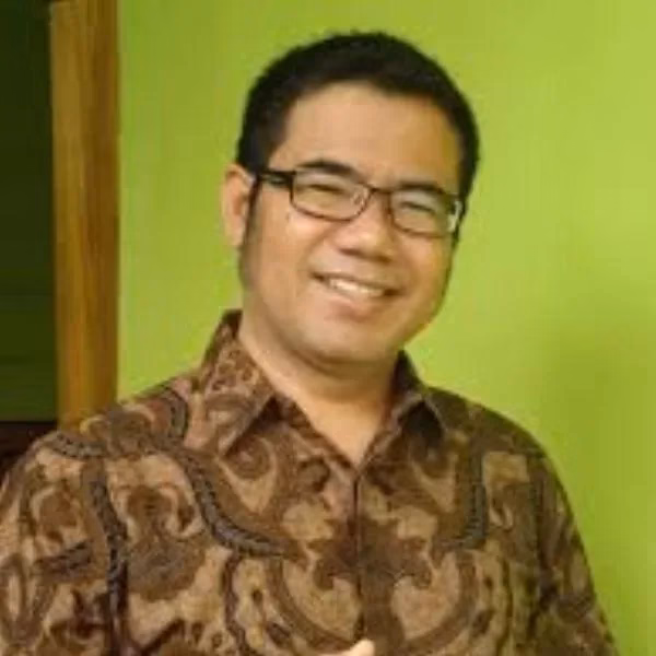 Gubernur, Kembalikan Kampung Nelayan
