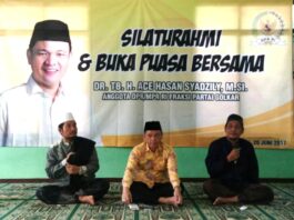 Bersilaturahmi di Pondok Pesantren Qutrothul Falah, Ace Hasan: Jangan Anti Terhadap Politik