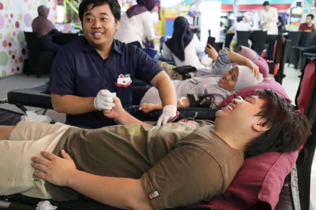 Sambut Lebaran, Ralali.com dan Lippo Plaza Kramat Jati Gelar Aksi Donor Darah