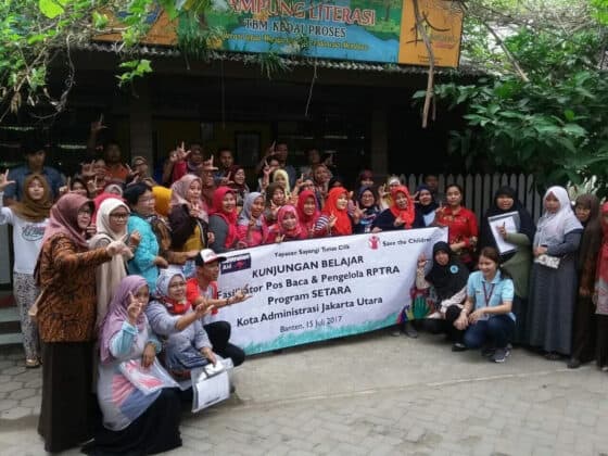 Puluhan Pegiat Literasi dari Jakarta Kunjungi TBM Kedai Proses Rangkasbitung