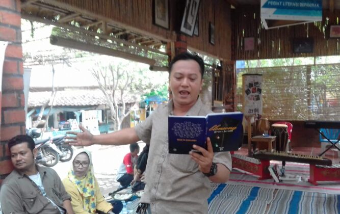 Tausiyah Budaya Yudi Baduy di Acara Halal Bihalal Pegiat Literasi Banten