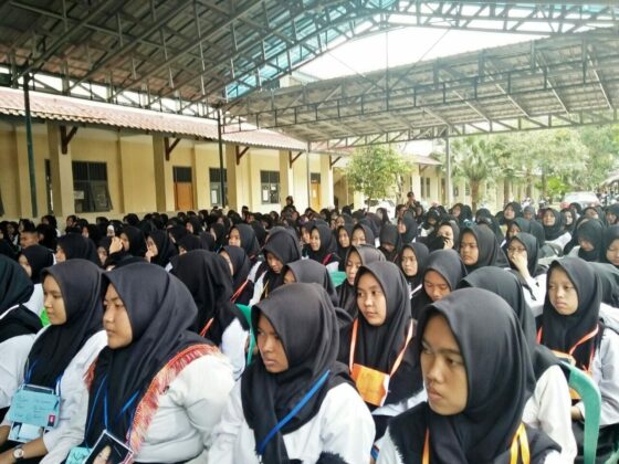 Sidang Terbuka Senat STKIP Setia Budhi Rangkasbitung Kukuhkan 320 Mahasiswa Baru
