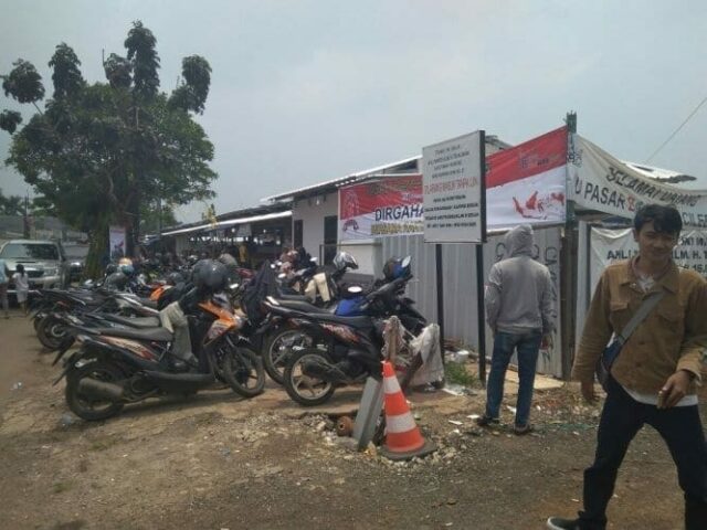 Satpol PP Kota Tangerang Relokasi Pasar Lembang Ciledung