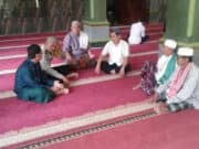 Hadang Berita Hoax dan Teroris, Aparat Polsek Neglasari Sambangi Masyrakat