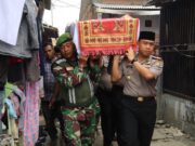 Kapolres Metro Tangerang Kota Hantarkan Jenazah Korban Pabrik Petasan Ke Liang Lahat