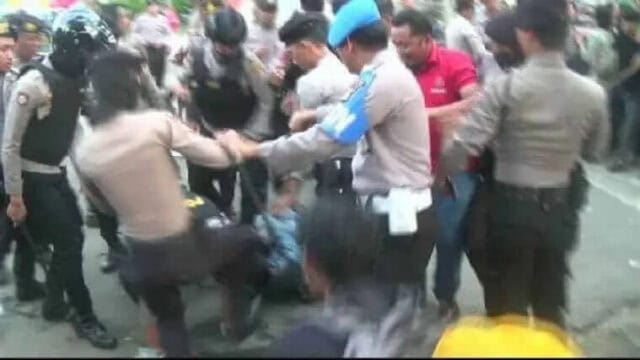 LBH Rakyat Banten Mengecam Represifitas Aparat Kepolisian Terhadap Masa Aaksi