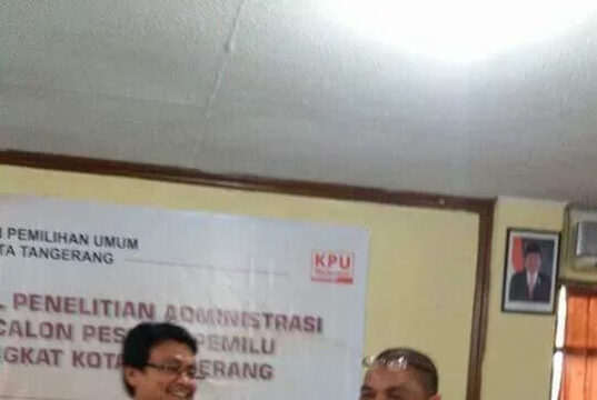 DPC PAN Perbaiki Syarat Administrasi Partai di KPU Kota Tangerang DPC PAN Perbaiki Syarat Administrasi Partai di KPU Kota Tangerang