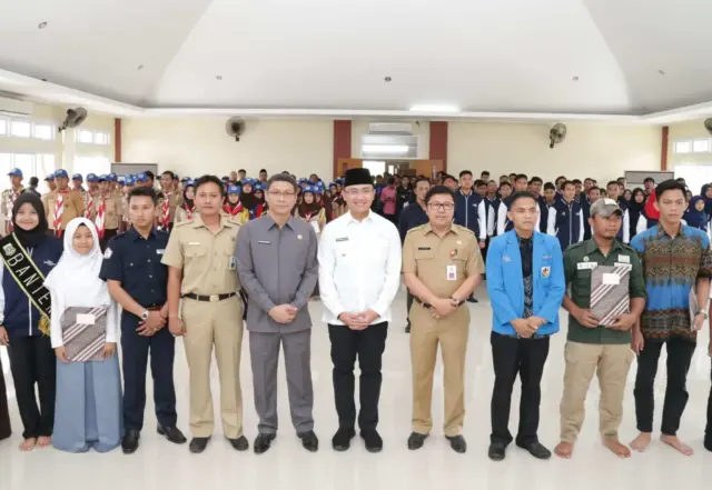 Wagub Banten Ajak Generasi Muda Bangun Banten dengan Berwirausaha Wagub Banten Ajak Generasi Muda Bangun Banten dengan Berwirausaha
