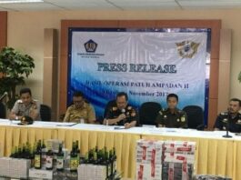 Ribuan Miras Disita Bea Cukai Banten dalam Operasi Patuh Ampadan