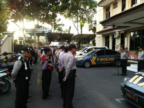 Berikan Kenyamanan Kepada Masyarakat, Polsek Ciledug Kawal Peserta Reuni 212