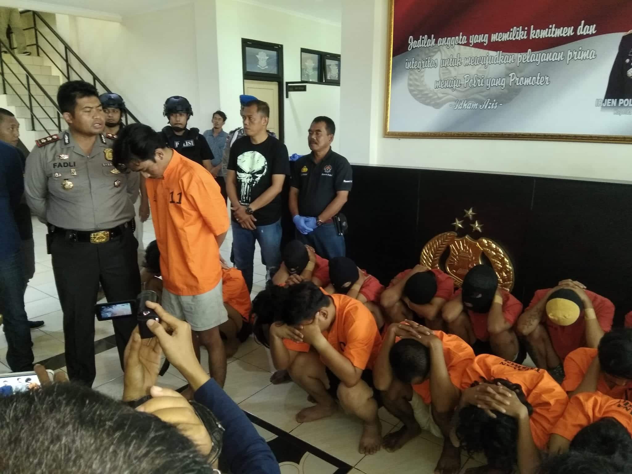 ABG Ciputat Tawuran dengan Senjata Tajam Dibekuk Polisi Kota Tangerang Selatan