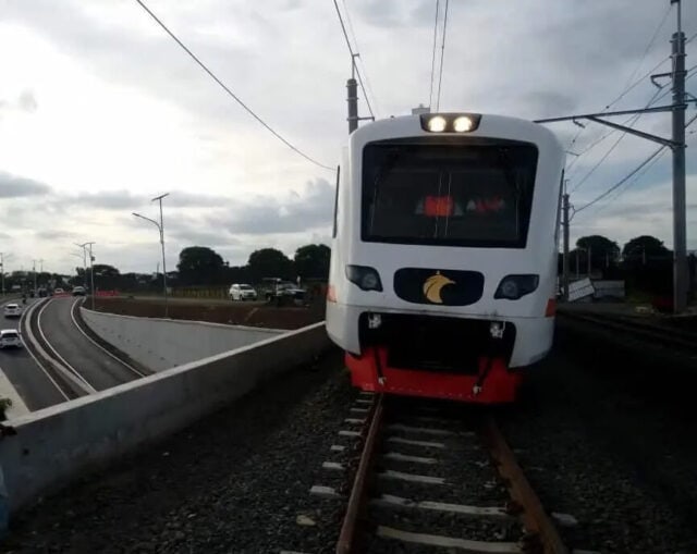 Cerita Penumpang Saat Menaiki Kereta Bandara Soetta Pelayanan Perdana