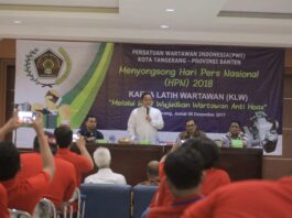 KPU Dan PWI Kota Tangerang Adakan KLW Bagi Para Wartawan