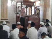 Kapolsek Batuceper Hidupkan Mimbar Kamtibmas Sebelum Shalat Jumat