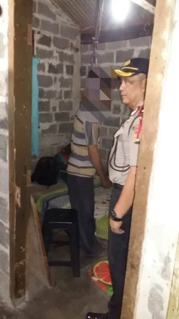 Suami Penjual Sosis Goreng Tewas Gantung Diri di Cipadu