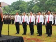Kapolres Tangerang Selatan Beri Penghargaan 16 Personel Jajarannya