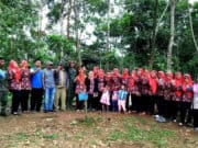 Manfaatkan Tanah Pekarangan, TP PKK Desa Warungbanten Gunakan Pupuk Alami