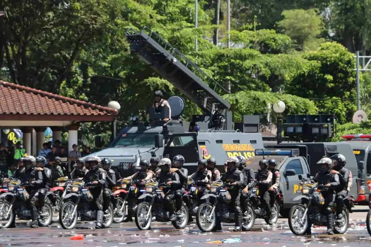 Kapolda Banten Beri Apresiasi Latihan Tripatra Sispam Kota Serang