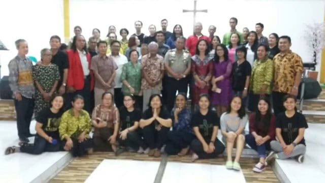 Kapolsek Neglasari Sambangi Tokoh Agama di Gereja Maranata