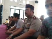 Sholat Jumat Berjamaah, Kapolsek Karawaci Ajak Warga Jaga Kondisi Lingkungan Tetap Sejuk
