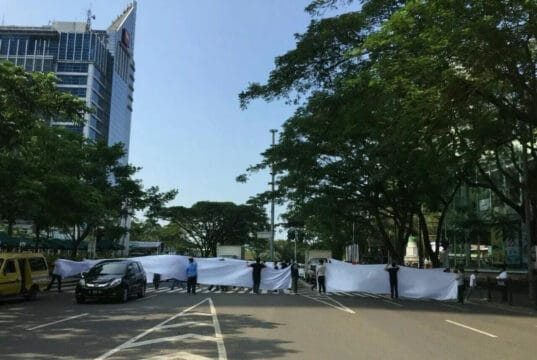 Mahasiswa Arsitektur UPH Buat Project Kritik Kepekaan Nurani Pengguna Jalan Mahasiswa Arsitektur UPH Buat Project Kritik Kepekaan Nurani Pengguna Jalan
