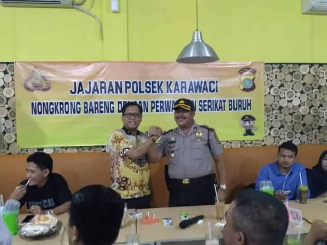 Jelang May Day, Polsek Karawaci Gelar Nongkrong Bareng Dengan Serikat Buruh