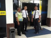 Antisipasi Tindak Kejahatan Perbankan, Kapolsub Sektor Palem Semi Kunjungi Bank BTN
