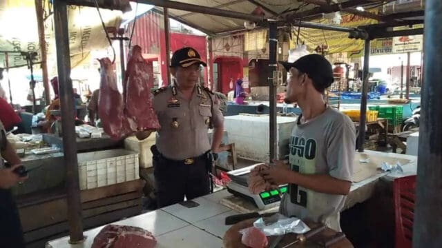 Jelang Idul Fitri 1439H ,Polsek Ciledug Lakukan Sidak Pasar