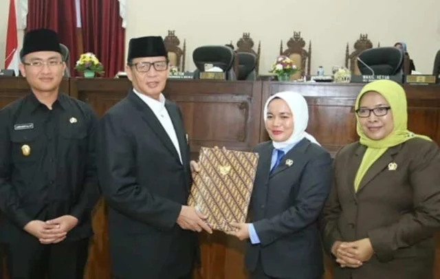 Gelar Rapat Paripurna, DPRD Banten Berikan Catatan LKPJ Gubernur 2017
