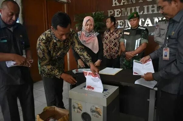 KPU Kabupaten Tangerang Musnahkan 1.407 Surat Suara Rusak