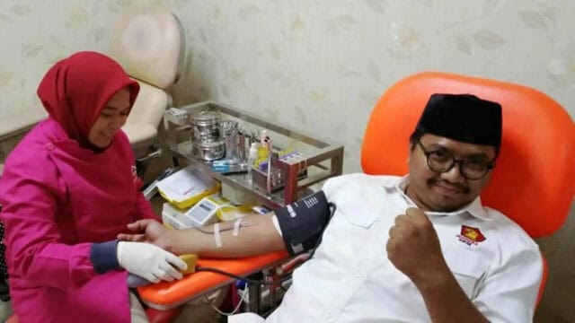 Bacaleg Gerindra Donor Darah Usai Daftar ke KPU