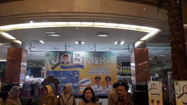 Peminat Membludak pada penyelenggara Job Fair di Mal Metropolis kota Tangerang