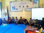 Kepala Desa Ciparasi Tularkan Virus Literasi Kepada Warga Desa Muaradua