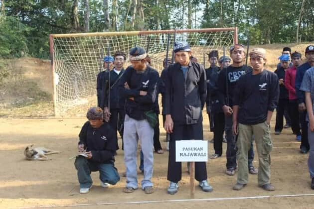 Upacara Bendera HUT ke-73 RI, Warga Desa Warungbanten Tampilkan Atraksi Kesenian Tradisional