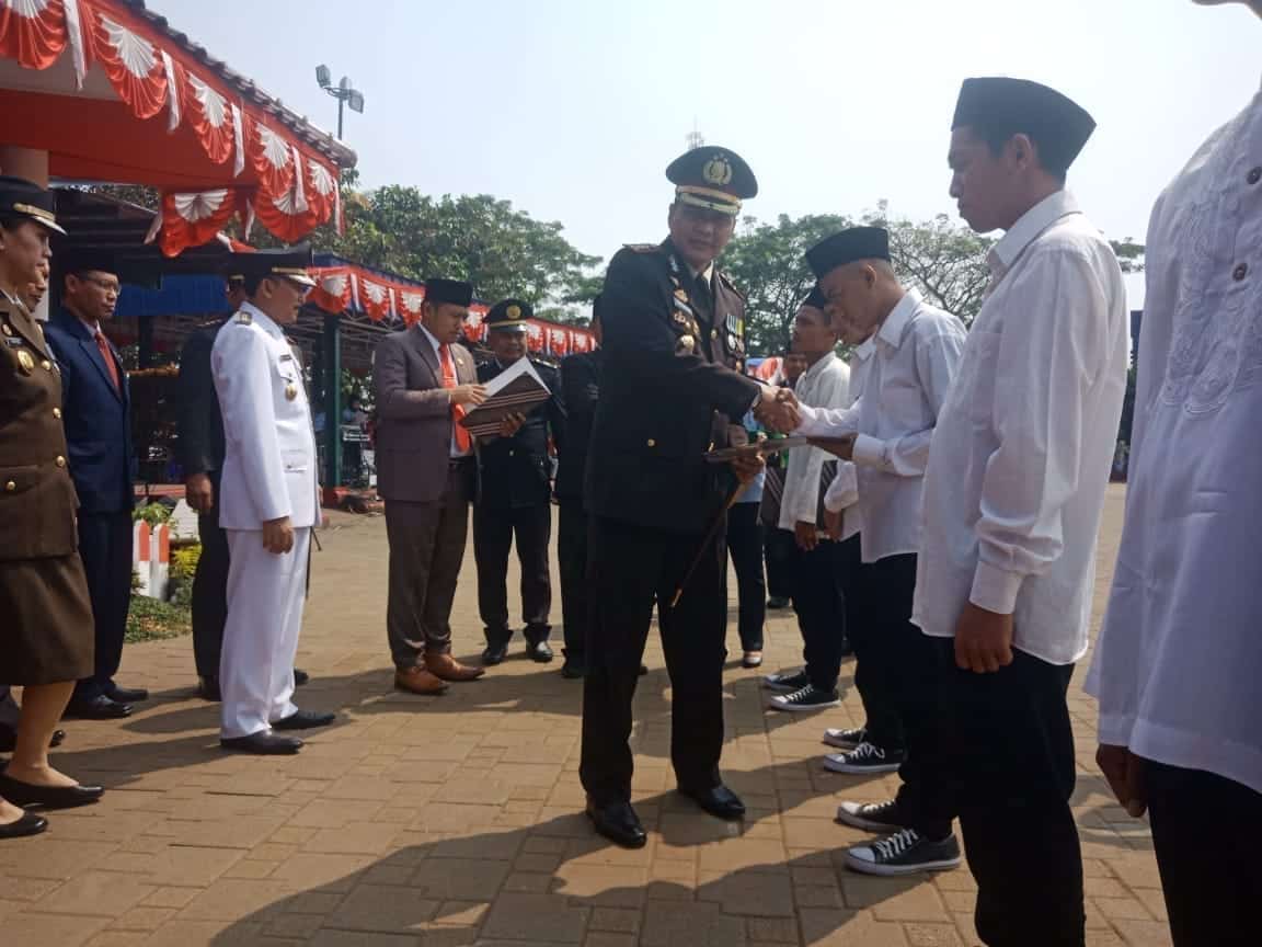 Wakil Bupati Lebak Serahkan Remisi Kemerdekaan Kepada 78 Narapidana Rutan Rangkasbitung